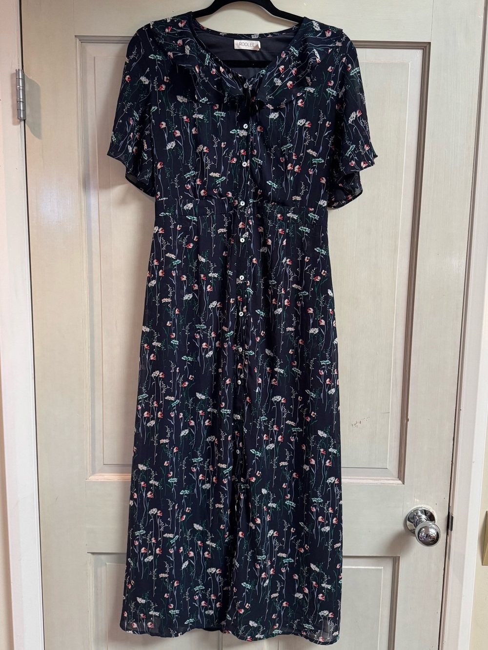 Roolee Navy Floral Maxi Dress with Puff Sleeves - Picture 3 of 11